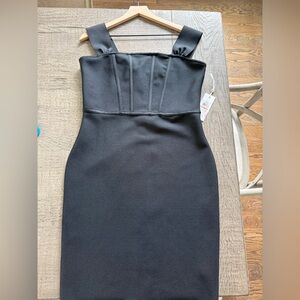 Elegant Black Sleeveless Dress